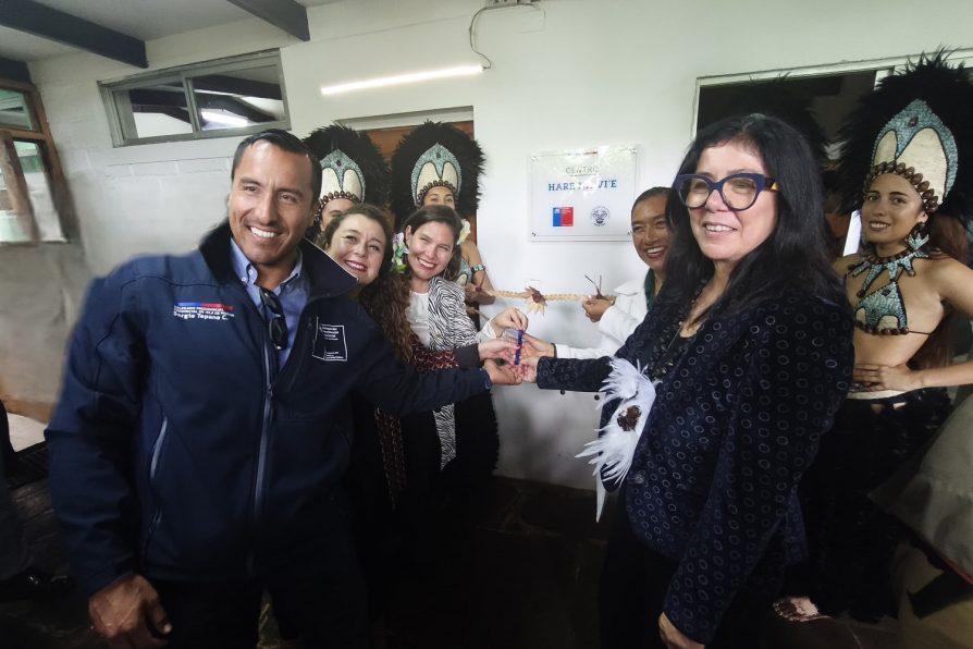 Subsecretaria de SERNAMEG inauguró Casa de la Mujer en Rapa Nui junto a las autoridades locales y la comunidad